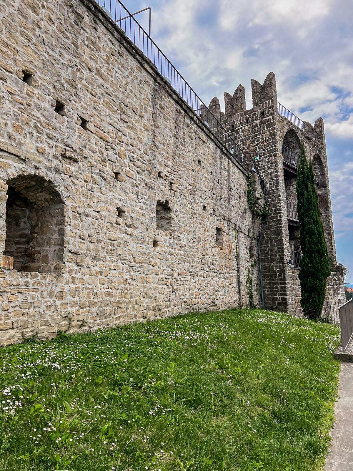 sredniowieczne mury piran